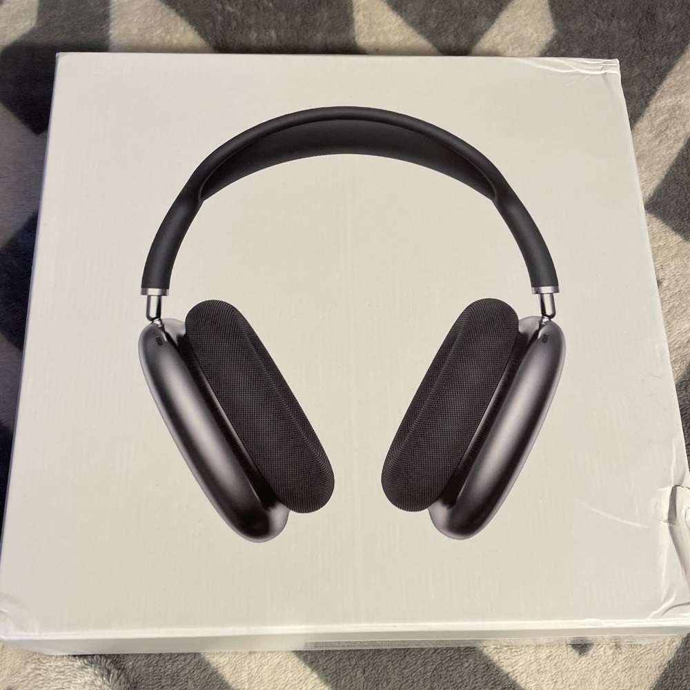 Airpod Maxes